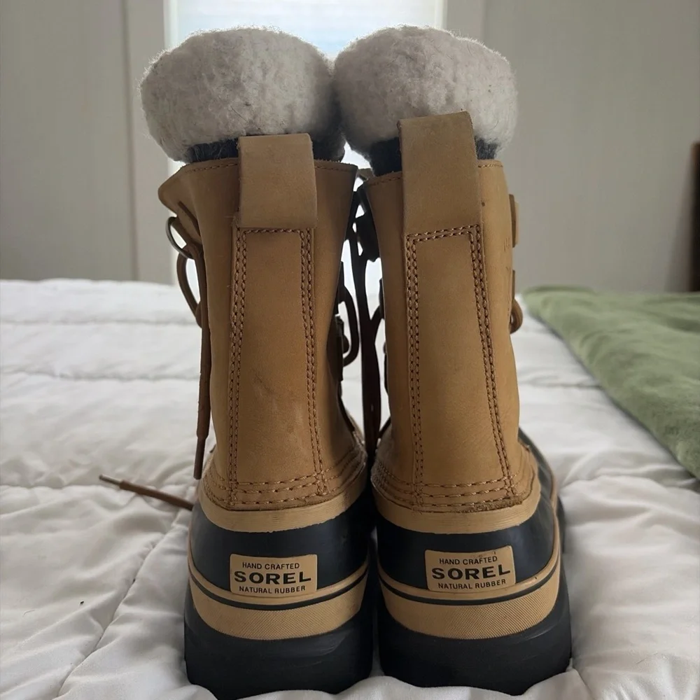 Sorel Caribou Women's Winter Boots in Tan, Black, White